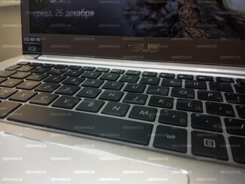 Ноутбук ASUS с новой клавиатурой